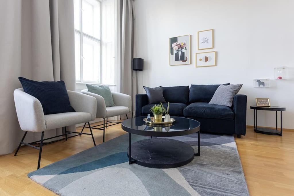 Franz 24 - Typical Viennese Apartment In The Heart Of Βιέννη Εξωτερικό φωτογραφία
