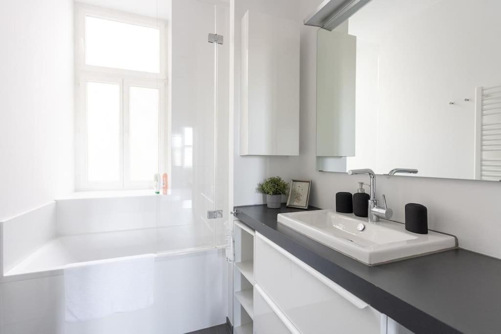 Franz 24 - Typical Viennese Apartment In The Heart Of Βιέννη Εξωτερικό φωτογραφία